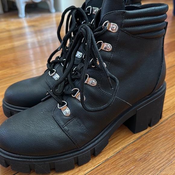 Lugg Combat Moto Boots 8.5 - Picture 2 of 9